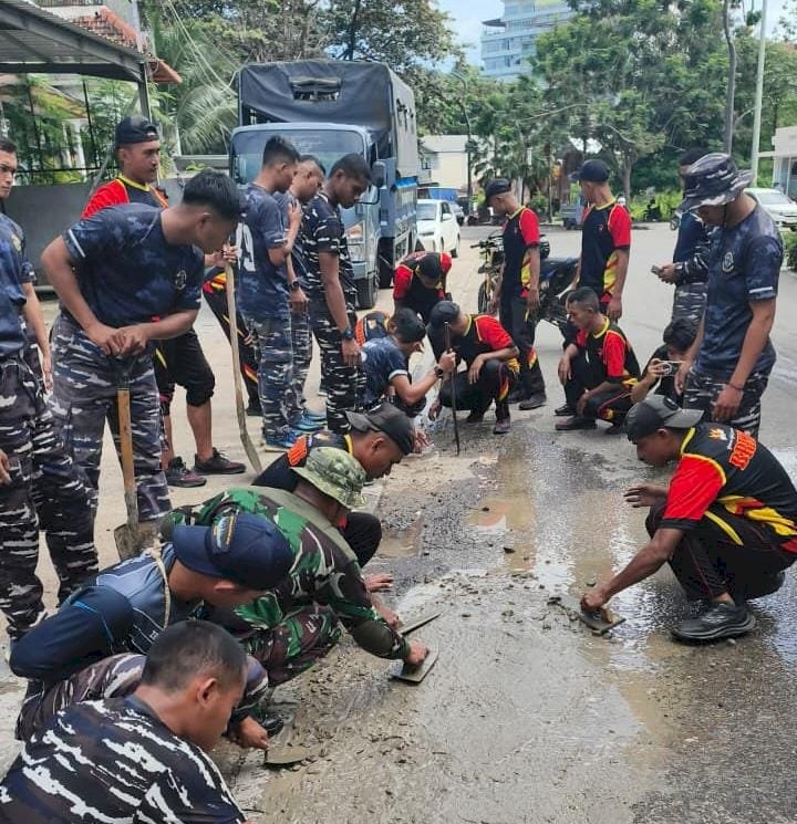 Sinergi TNI-Polri dan Komunitas: 