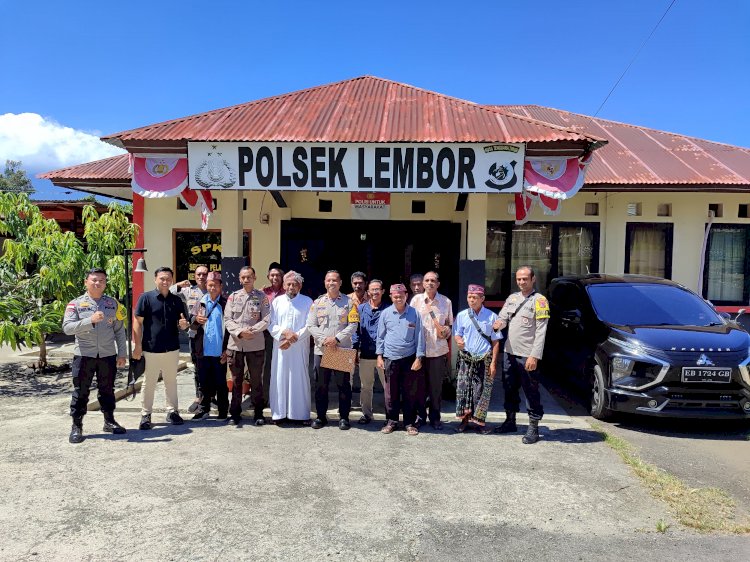 Jaga Kondusifitas Sidang Sengketa, Warga Surunumbeng dan Nangalili Sepakati Damai di Polsek Lembor