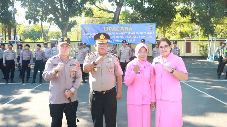 Sematkan Pangkat Kompol, Kapolres Mabar Minta Personel Muda Teladani Kompol Muhammad Yakub