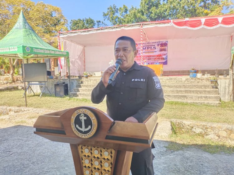 Dekati Pelajar Baru, Humas Polres Mabar Beri Pembekalan Hukum dan Moral di MPLS SMK Stella Maris