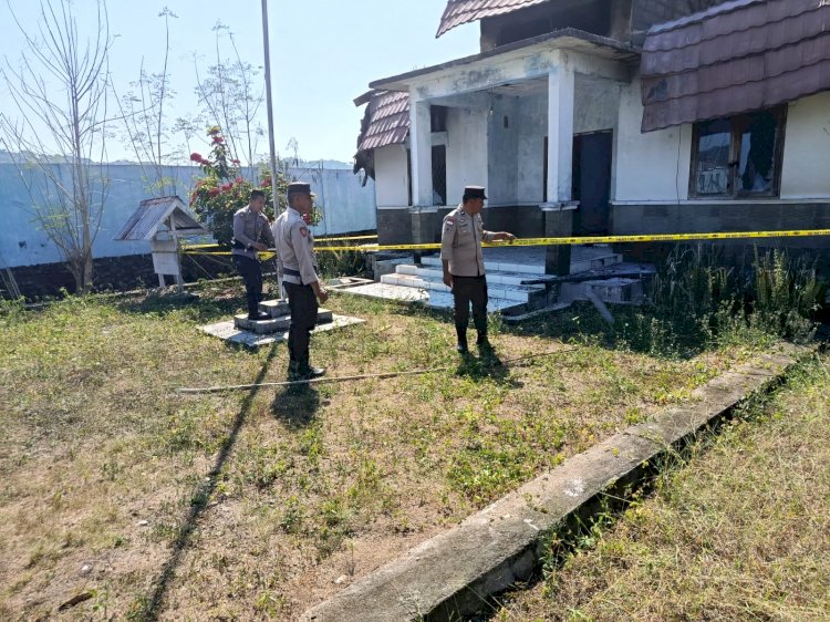 Kebakaran Hanguskan Kantor BKKBN Boleng, Polres Mabar Amankan TKP dan Selidiki Penyebabnya