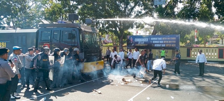Jaga Stabilitas Kamtibmas Labuan Bajo, Kapolres Mabar Pimpin Langsung Simulasi Penanganan Unjuk Rasa