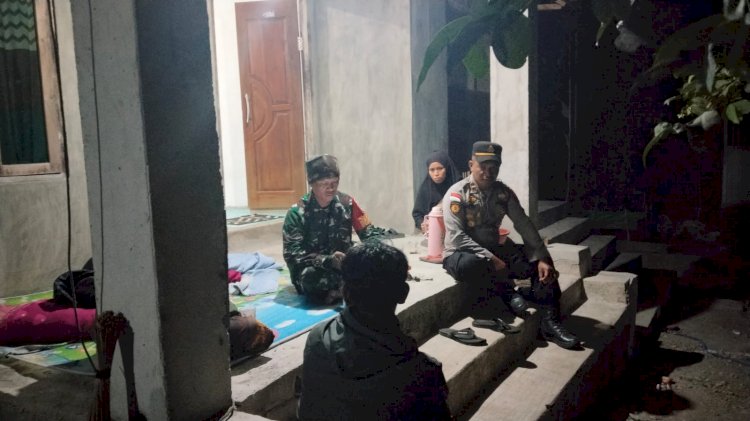 Sentuhan Humanis Pasca-Gempa, Kapolsek Macang Pacar Mendatangi Rumah Warga dan Tenda Darurat