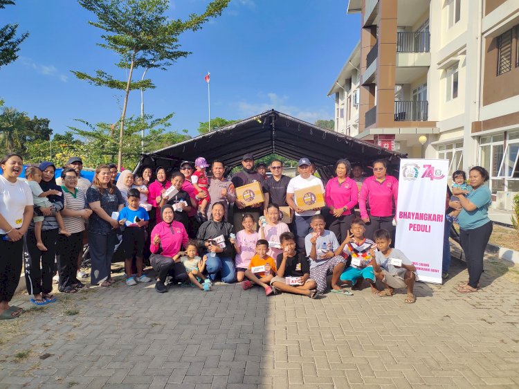 Jaga Moril dan Keselamatan Keluarga Bhayangkara, Kapolres Manggarai Barat Serahkan Tali Asih Pasca-Gempa