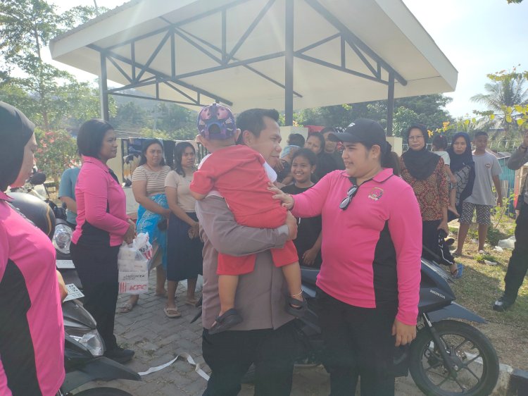 Jaga Moril dan Keselamatan Keluarga Bhayangkara, Kapolres Manggarai Barat Serahkan Tali Asih Pasca-Gempa