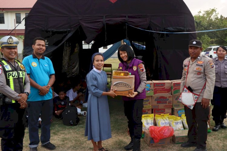 Kembalikan Ceria Pasca-Gempa, Polri Gelar Layanan Trauma Healing Bagi Penghuni Asrama di Labuan Bajo
