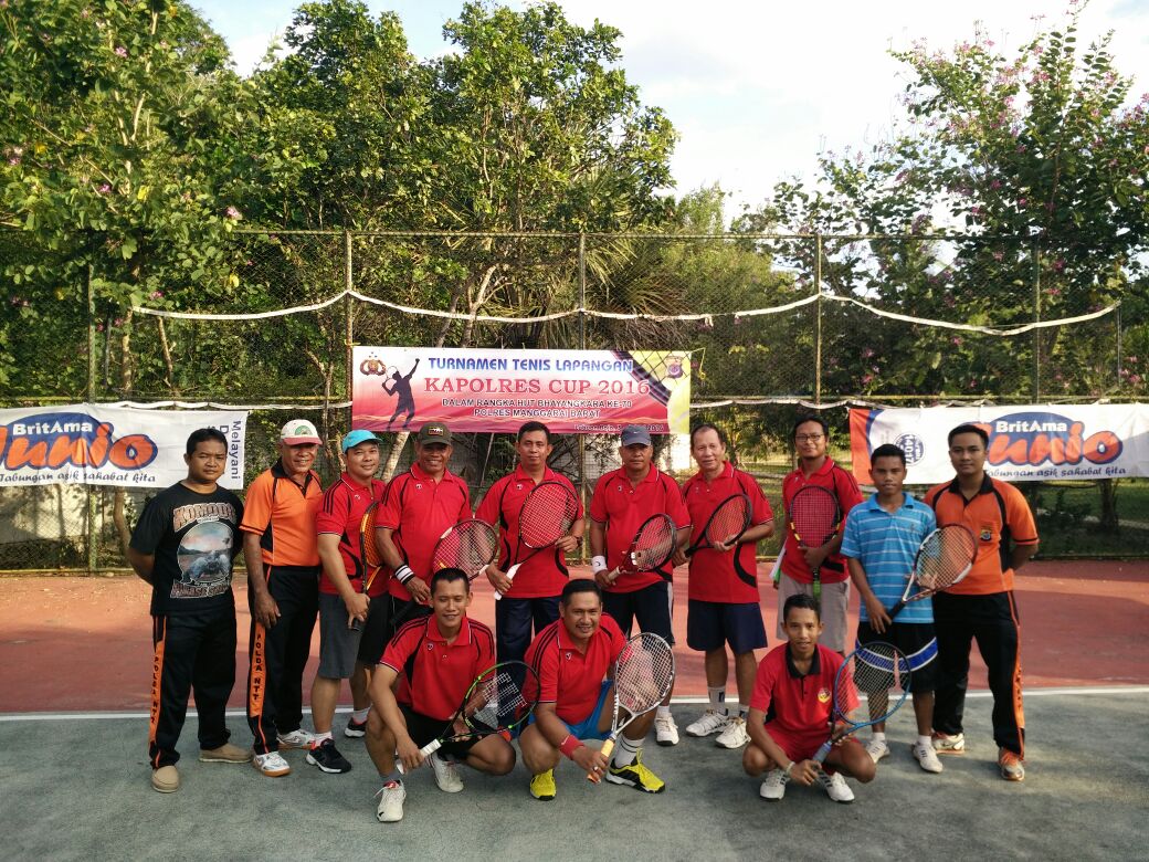 Kapolres Mabar Buka Dengan Resmi Turnamen Tenis Lapangan Dalam Rangka HUT Bhayangkara 70