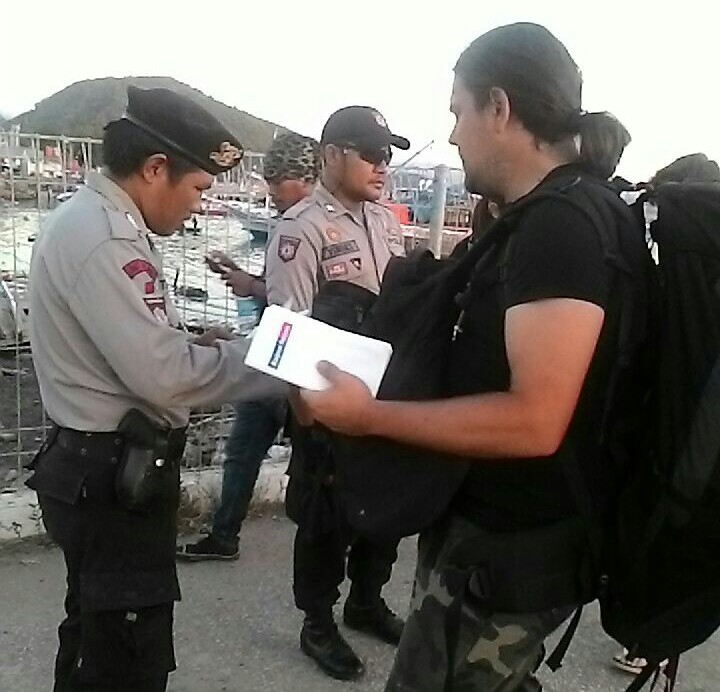 Kegiatan Kepolisian Yang Ditingkatkan, Sat Sabhara Polres Mabar Melaksanakan Giat Pengawasan Dan Pengecekan Di Pelabuhan ASDP Labuan Bajo