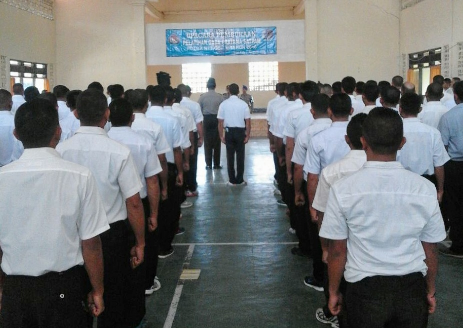 Sebanyak 135 Calon Satpam Mengikuti Pelatihan Gada Pratama Satpam Polda NTT Gelombang VI tahun 2016 Di Polres Mabar