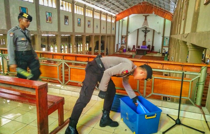 Jelang Ibadah Paskah 2017, Polres Mabar Sterilisasi Sejumlah Gereja