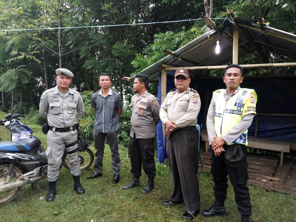 Kapolsek Kuwus pimpin pengamanan misa perayaan Natal di tiga wilayah kecamatan