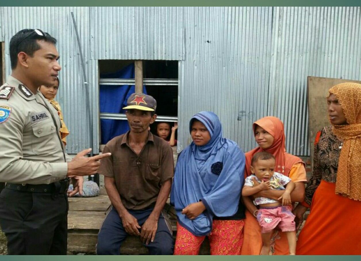 Cipta kondisi jelang Pilkada Gubernur NTT, Bhabinkamtibmas Desa Golo Pongkor beri pesan Kamtibmas kepada warga binaannya