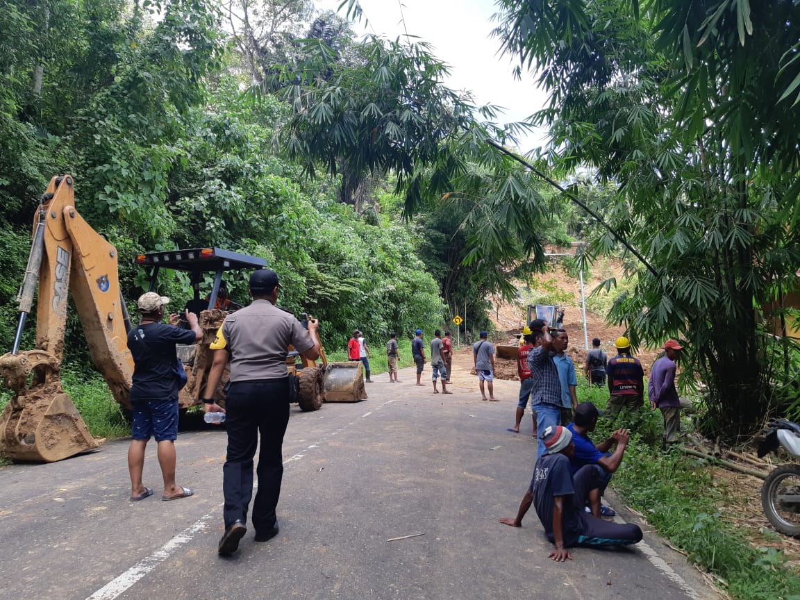 Kapolres Manggarai Barat Kembali Tinjau Lokasi Pasca Bencana Banjir dan Longsor