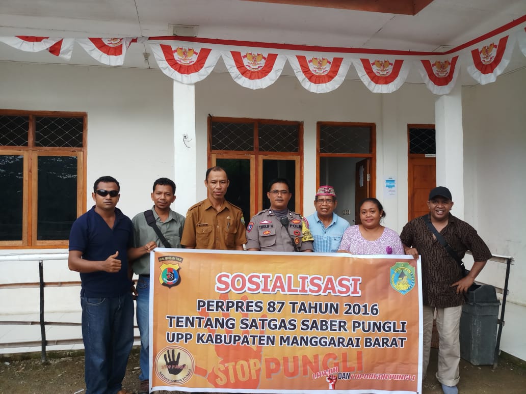 Bhabinkamtibmas Desa Gorontalo Sosialisasikan Perpres Satgas Saber Pungli UPP Manggarai Barat